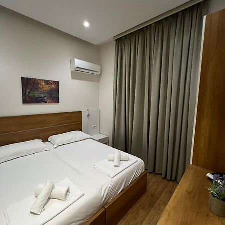 Urban Room 2 Tiranë Luaran gambar